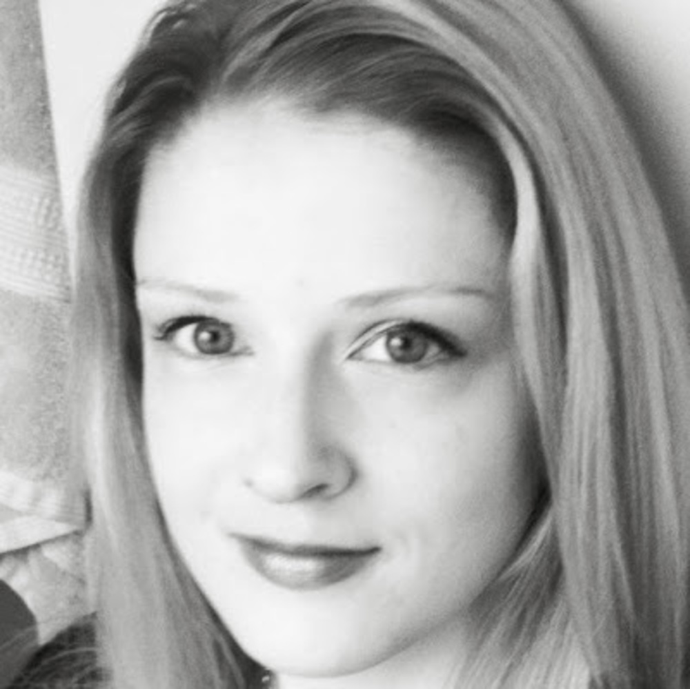 Meet your Posher, Caitlin